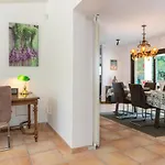 Villa Aurora